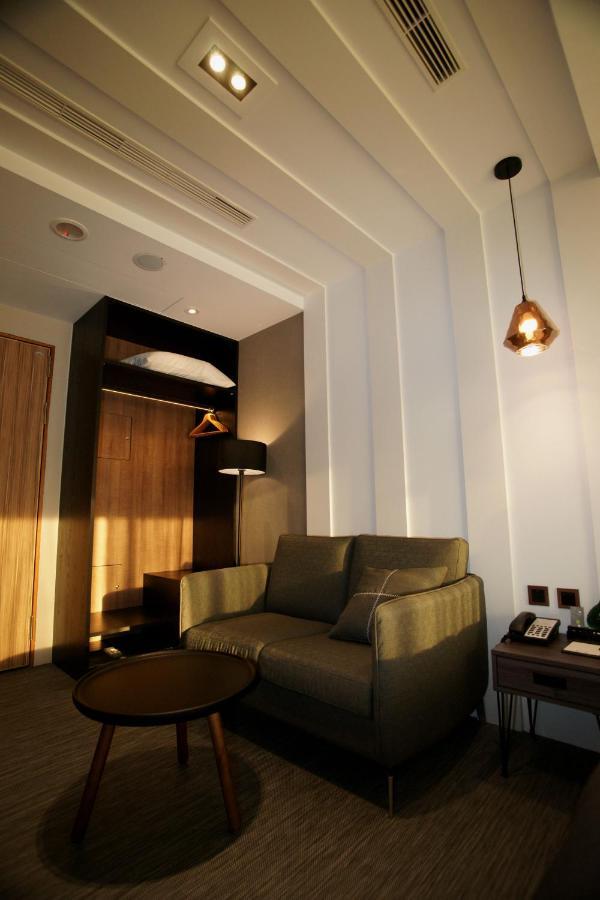 He-Jia Hotel Miaoli Exterior foto